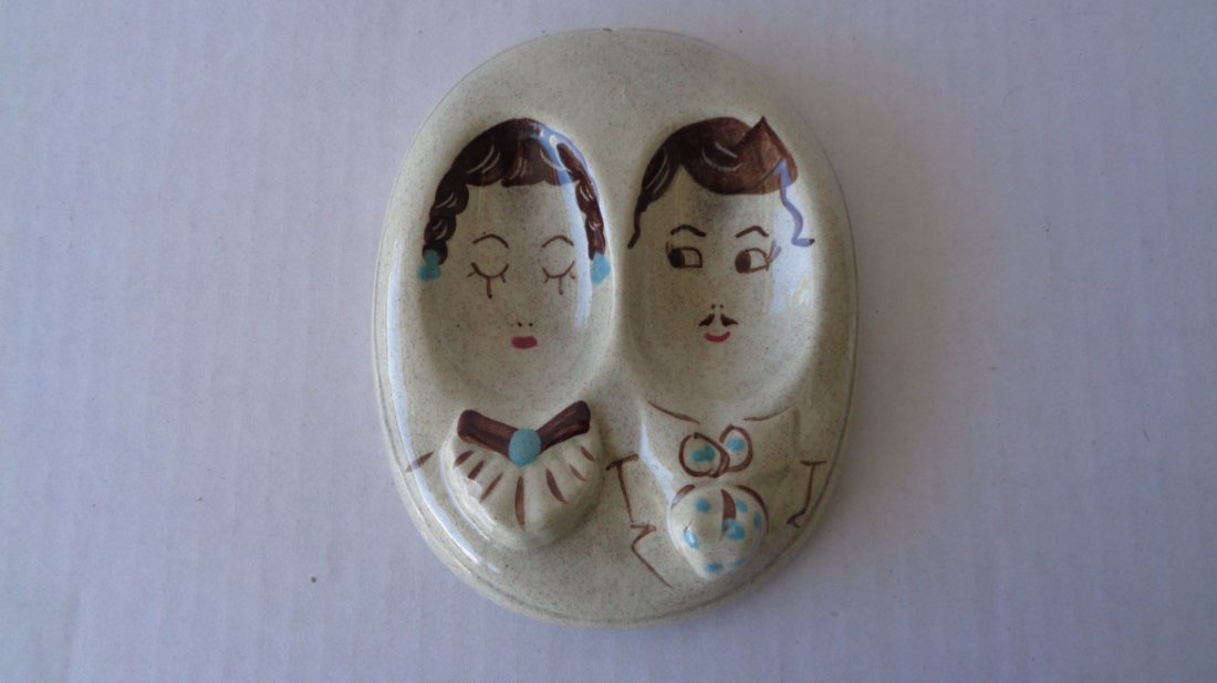 Hand Painted Hermans 1951 Porcelain Hanging Wall: Hand Painted Hermans 1951 Porcelain Hanging Wall, Small chip see photo. Measurements:6" x 4" 7/8 x 1"1/2, - Weight Approx: 6 onz