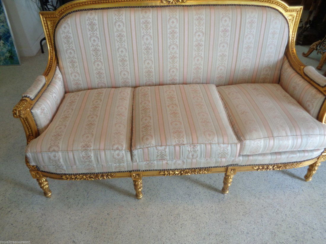 CARVED GILTWOOD SOFA SETTEE UPHOLSTERY (1 of 1)