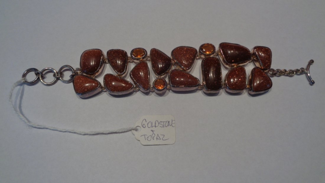 Sterling Silver Mark 925 Gold Stone & Topaz Bracelet.: Sterling Silver Mark 925 Gold Stone & Topaz Bracelet 8". This piece is in excellent condition.