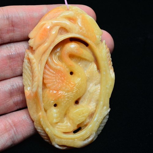 CARVED BIRD CRANE NATURAL YELLOW JADE GEMSTONE PENDANT (1 of 2)