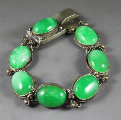 Chinese natural green jade bracelet with beautiful jade (1 of 6)