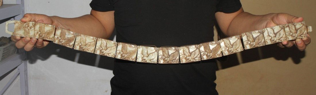 Ancient Chinese jade carved jade belt statue (1 of 8)