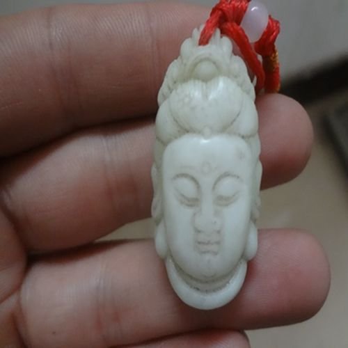 100%pure natural China Light green jade pendant (1 of 2)