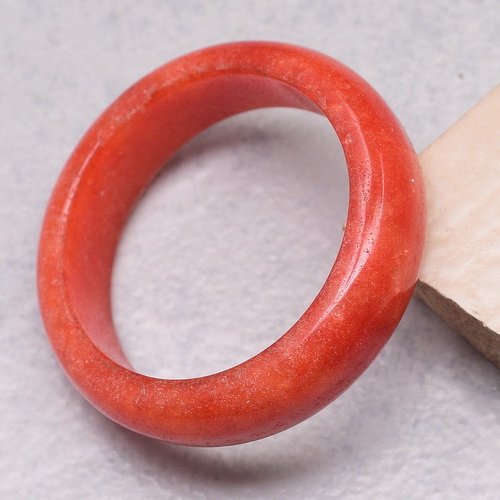 RED JADE GEMSTONE RING SIZE 8.5 (1 of 1)