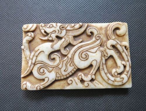 Old China White jade hand-carved dragon Pendants (1 of 2)