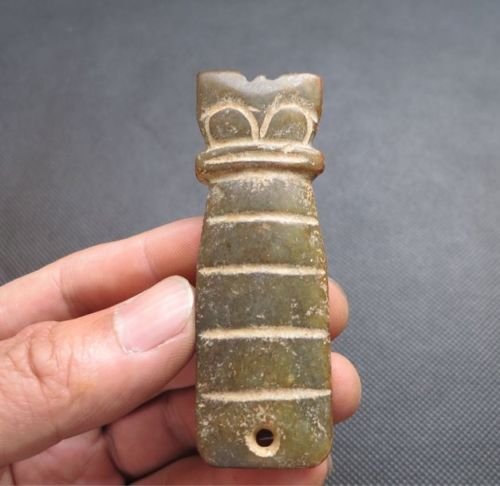 Old Chinese Neolithic HongShan Jade Hand-carved Jade (1 of 2)