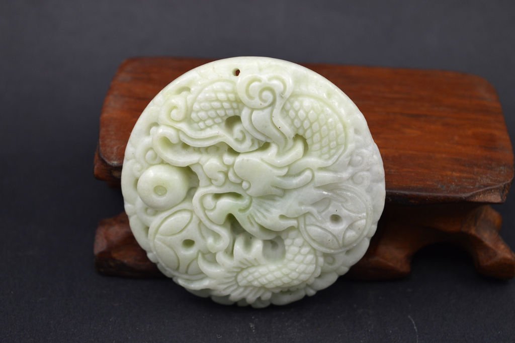 Chinese Crafted fine Natural White Jade Pendant Dragon (1 of 2)