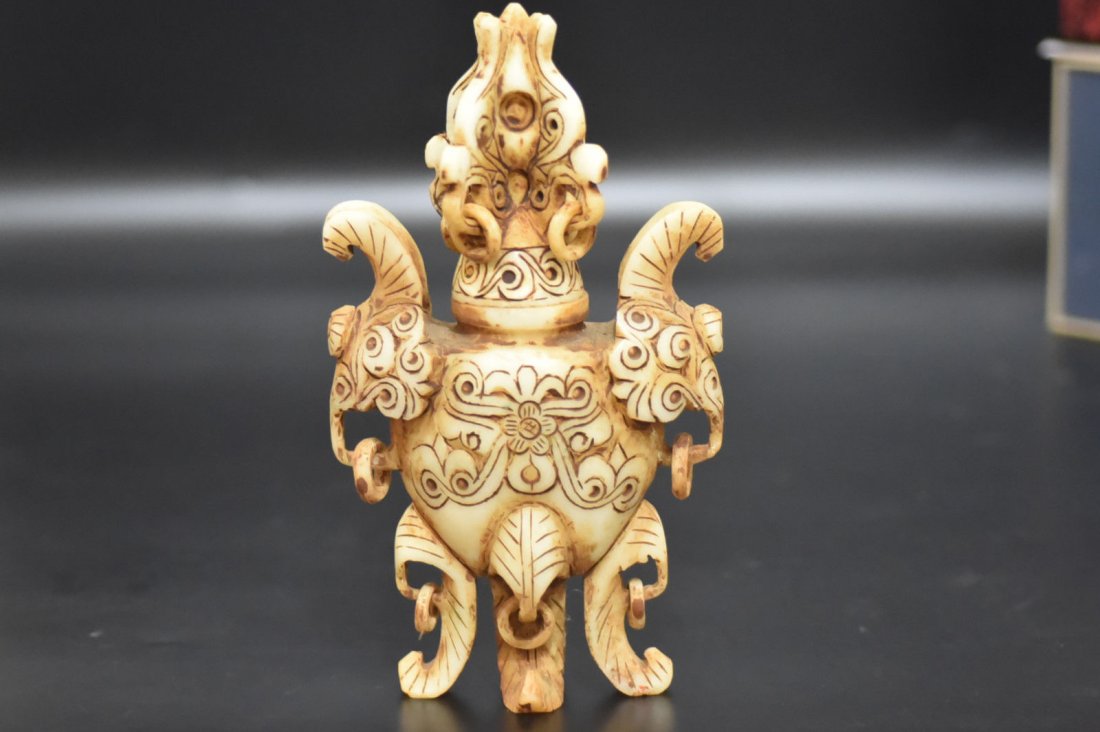 Rare Chinese Ancient Old Jade hand-carved Vase 1220g (1 of 4)