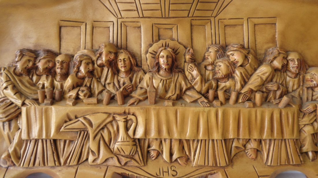 Vintage The Last Supper Carved Wood 3D Wall Plaque: Vintage The Last Supper Carved Wood 3D Wall Plaque, Measurements:27"1/2 x 2" x 12" - Weight Approx: 3.10 lbs.