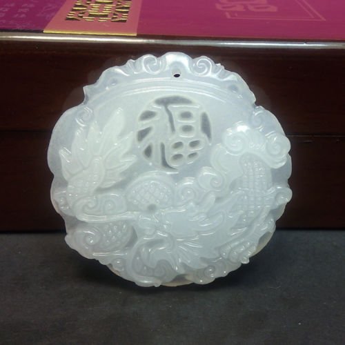Chinese Fine natural jade carving White jade pendant (1 of 2)