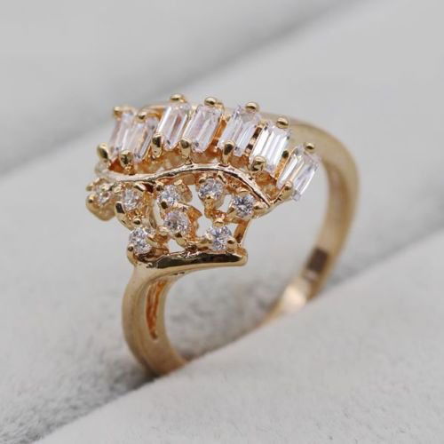 White Zircon Ring 18k Yellow Gold Plated Ring Size 6 (1 of 1)