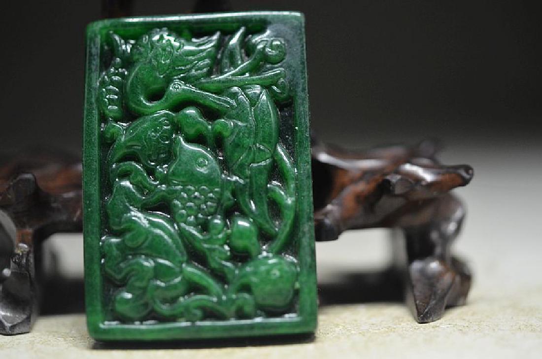 CHINESE NATURAL JADE ITE HAND CARVED PENDANT -- FISH (1 of 5)