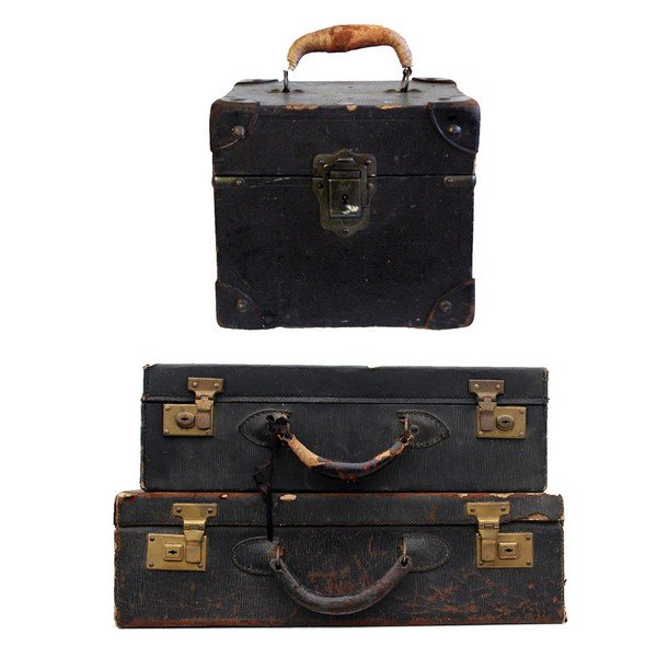 Lot of 3.. 1 Small Medical Case with Handles and 2: Large l 20 x w12 x d55. 2 Suitcases 8.5 x 8.5 x 8.5.
