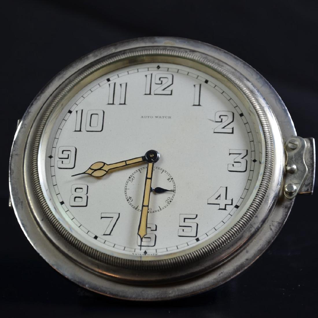 Auto watch with small second hand on 6 oclock. Very (1 of 2)