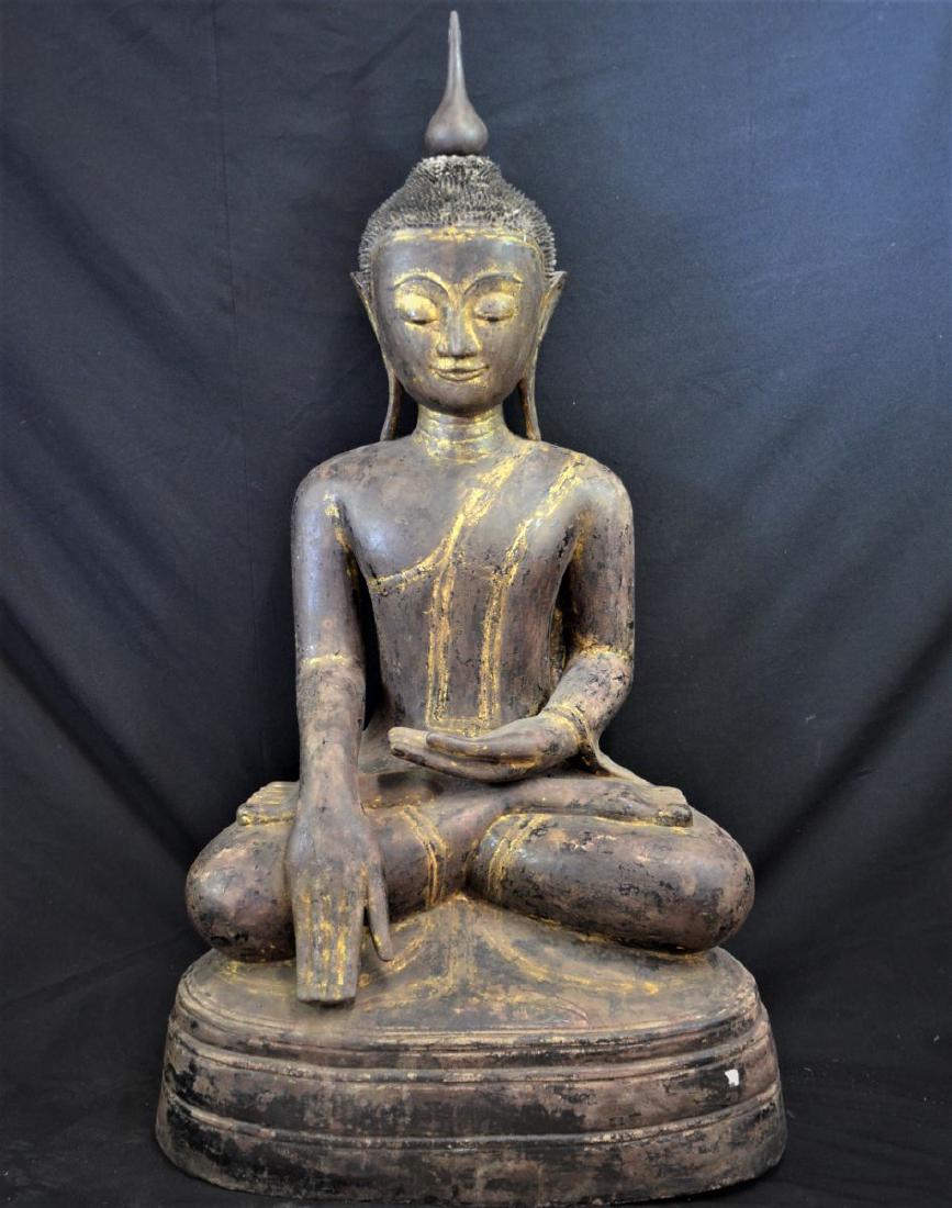 Bouddha Shan assis en papier mâché laqué. Reste de (1 of 2)