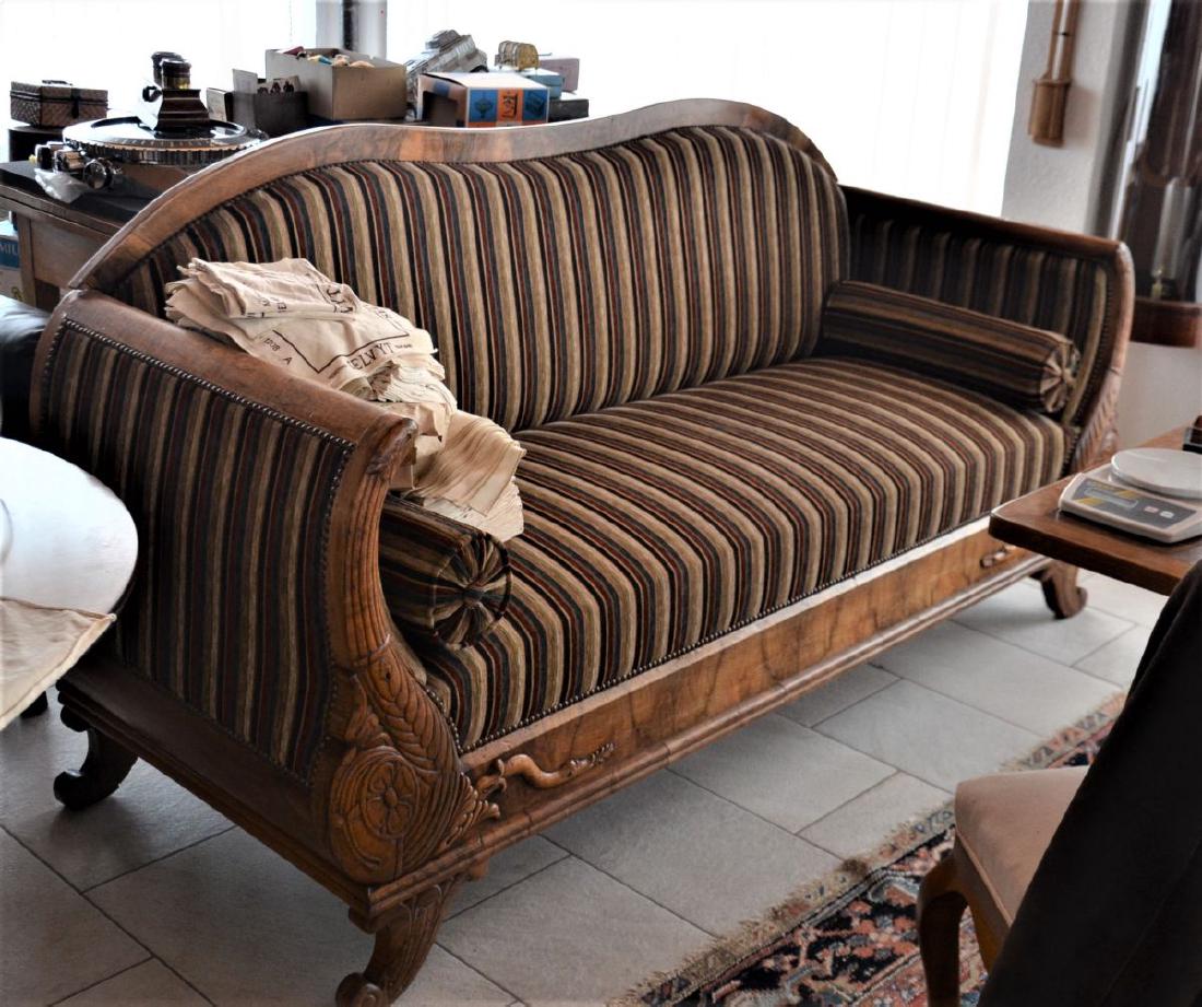 Sofa Biedermeier.: Sofa Biedermeier. Deutsch: Sofa Biedermeier.