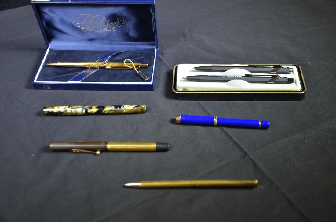 1 lot de 6 stylos, dont 1 Caran d’Ache et 1 Dupont. (1 of 1)