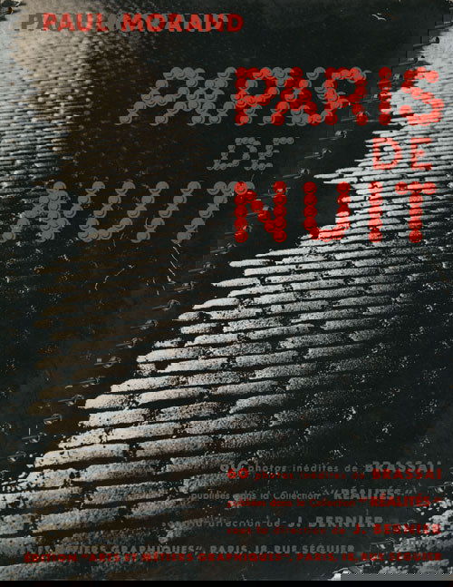 Morand, Paul: Paris de Nuit.: Brassai. - Morand, Paul. Paris de Nuit. 60 Photos inédites de Brassai. 6 Bl. Text und 62 Photographien in Tiefdruck. 25,5 x 20 cm. Illustr. OUmschl. mit Spiralheftung. Paris (1933). Erste Ausgabe des