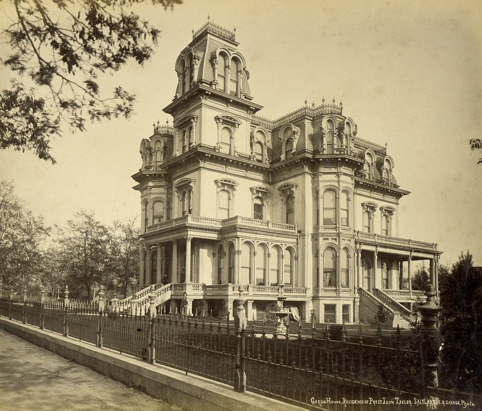 Savage, Charles Roscoe: Landscape and architectur: Landscapes and architecture, Utah. Circa 1880. 9 albumen prints. 24 x 28 cm (32,9 x 40,5 cm). Title and photographer's name in the negative in lower right corner, mounted to board (some foxing, paper 
