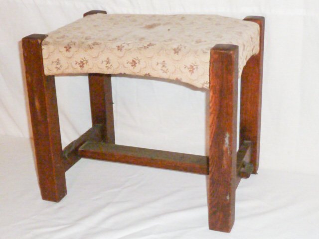 Arts & Crafts era Stickley footstool (1 of 8)