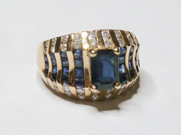 14kt sapphire ring w/sapphire baguettes & diamonds (1 of 4)