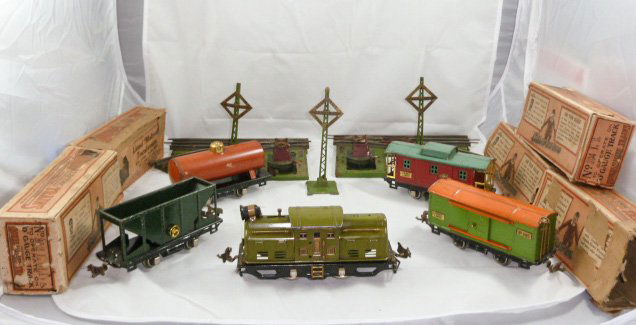 Lionel Prewar Train set Engine 252 + 4 cars (1 of 9)