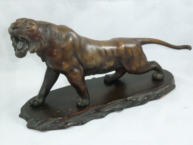 Japanese Roaring Bronze Tiger Artist Signed (1 of 8)