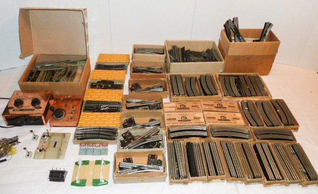 Pre-War & Post-War Twix Twin Railway Train Track Etc. (1 of 13)