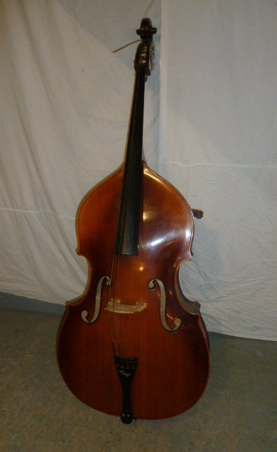 Kay Bass-Viol Model 5-8 w/ Stand and Case (1 of 9)