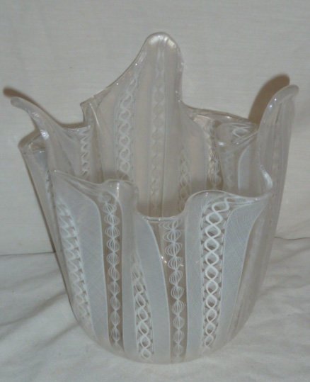 Dino Martens Art Glass Aureliano Toso Optic Swirl Vase: Murano Italian art glass. Measures 8" tall with 8" opening. One of five pieces of Moderne art glass in this sale. Other lots are 25, 31, . As found estate condition . Please use photos as part of the 