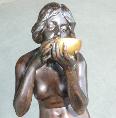 Victor Seifert 1870-1953 Art Nouveau Bronze of Nude: Art Nouveau bronze of a nude drinking from a gilded bowl . Patinated Bronze , marble circa 1900. Signed V. Seifert , foundry Gladenbeck-Berlin. Measures 15" tall . As found estate condition . Please u