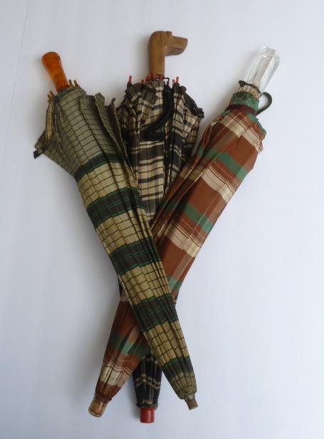 Vintage Umbrellas Bakelite and Lucite handles: Lot Of Three Vintage Umbrellas . Handles Are Fabulous, One Has A Great Dog Handle Made Of Wood another is Apple Juice Bakelite with carved design and a third has a wonderful Carved Lucite Handle. Fabr