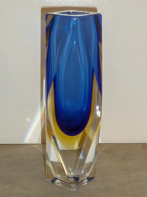 Vintage Murano Sommerso Glass Vase Clear to Blue Signed: This handmade exquisite Sommerso Glass blue and yellow prisim vase by Flavio Poli Italian Art. Murano glass vase is unparalleled in quality and unsurpassed craftsmanship. Has original foil label on bo