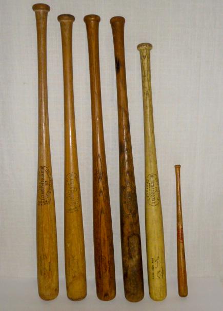 5 Hillerich & Bradsby Baseball Bats Jackie Robinson etc: Five assorted baseball bats , Hillerich & Bradsby Co. ,Made in U.S.A. Kentucky. There is a Jackie Robinson Power Drive No. 140S - Jerry Grote N.Y. Mets - John Newberry K44 - Cesar Cedeno and a Louisvi