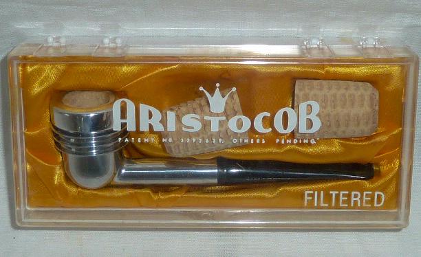 MCM Atomic Age Aristocob Pipe Mint with Display Case (1 of 4)