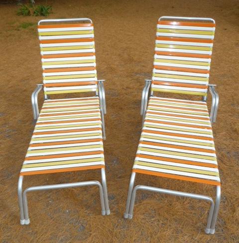 Set of Two MCM Outdoor Chaise Lounges by Telescope USA (1 of 4)