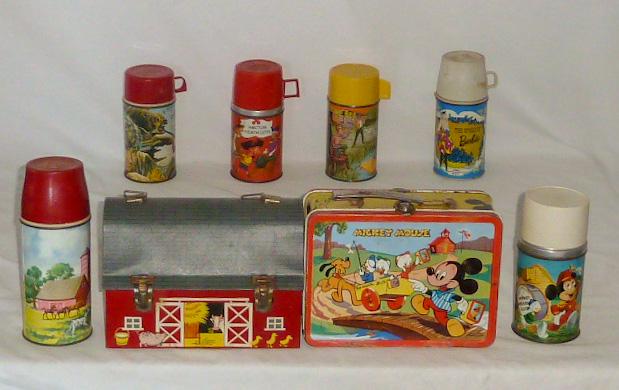 Vintage Metal Lunch Boxes & Thermoses (1 of 9)