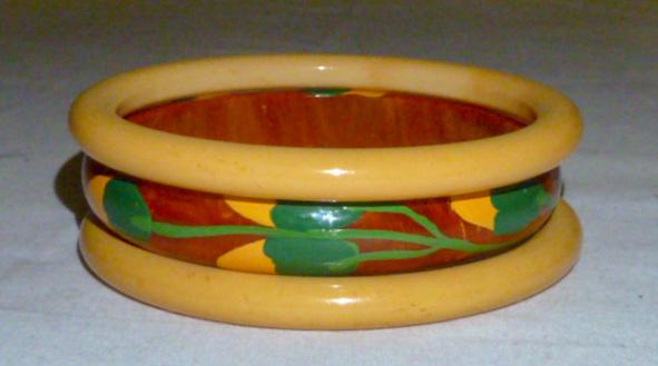3 Vintage Bakelite Bangle Bracelets (1 of 3)