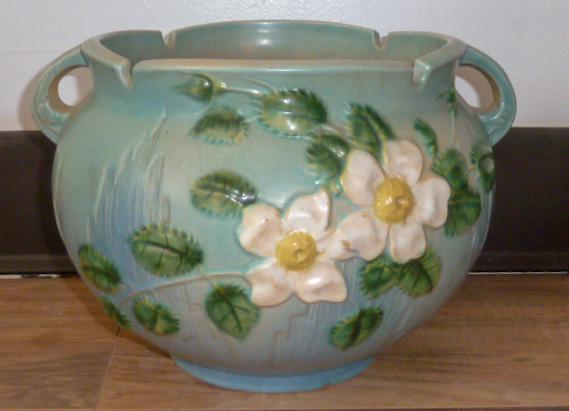 1940's Roseville Pottery Blue White Rose Planter 653-7" (1 of 5)