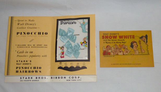 Disney Pinocchio Merchandise Catalog & S. White Premium (1 of 7)