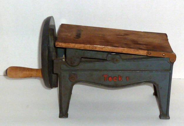 antique tobacco shredder Antique Teck 1 German Tobacco Shredder/cutter Cast Iron