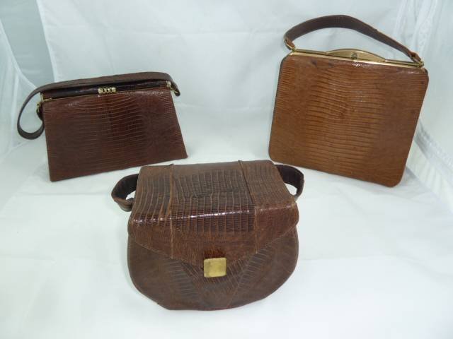 THRE VINTAGE LADIES REPTILE HAND BAGS (1 of 6)