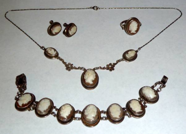 FOUR PIECE STERLING & CAMEO ENSEMBLE W/ORIG BOX (1 of 9)