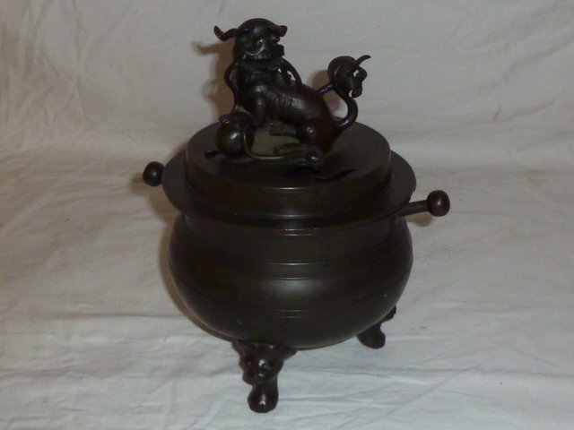 CHINESE BRONZE 19TH C. TRIPOD CENSER & COVER (1 of 5)