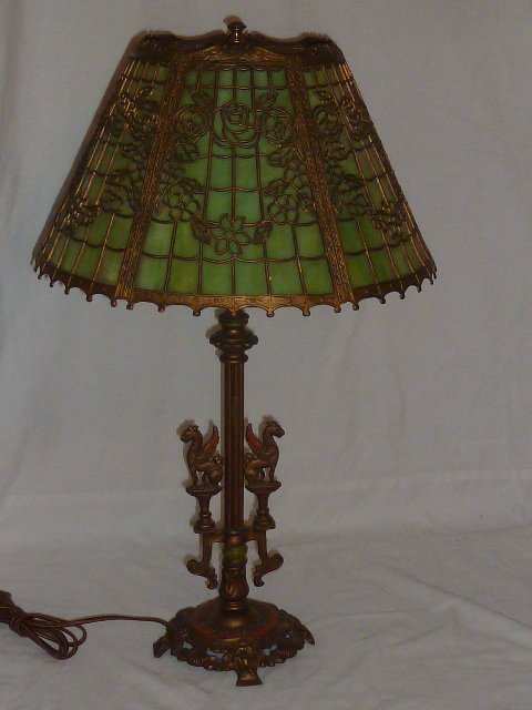 ANTIQUE SLAG GLASS TABLE LAMP W/GRIFFINS (1 of 5)