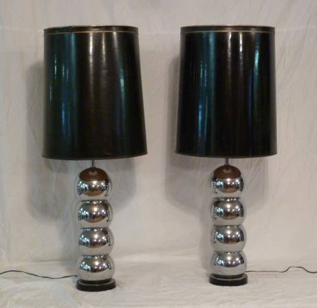 PR GEORGE KOVACS STACKED CHROME BALL LAMPS: SHOWING A PAIR OF GEORGE KOVACS STACKED CHROME BALL TABLE LAMPS WITH ORIGINAL LAMP SHADES . MEASURE 47" X 22" .THE ABSENCE OF A CONDITION REPORT DOES NOT GUARANTEE EXCELLENT CONDITION.PLEASE CONTACT U