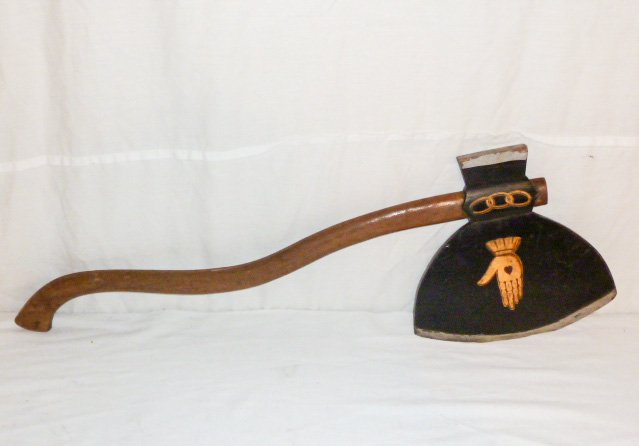 CIRCA 1930 WOOD ODD FELOWS BROAD AXE TRADE SIGN: SHOWING A CIRCA 1930'S WOOD ODD FELLOWS BROAD AXE TRADE SIGN WITH LOGO . ORIGINAL PAINT DECORATION. MEASURES 33" LONG AND 10 1/2" ACROSS AXE BLADE. AS FOUND ESTATE CONDITION.PLEASE USE PHOTOS AS PART 