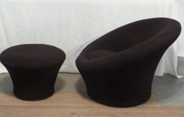 ARTIFORT MUSHROOM CHAIR AND OTTOMAN: SHOWING A SIGNED ARTIFORT MUSHROOM CHAIR WITH MATCHING OTTOMAN . MADE IN THE NETHERLANDS / TURNER LTD. NEW YORK NY . CHAIR MEASURES 25" HIGH BY 34" WIDE AND 31" DEEP . AS FOUND ESTATE CONDITION.PLEASE