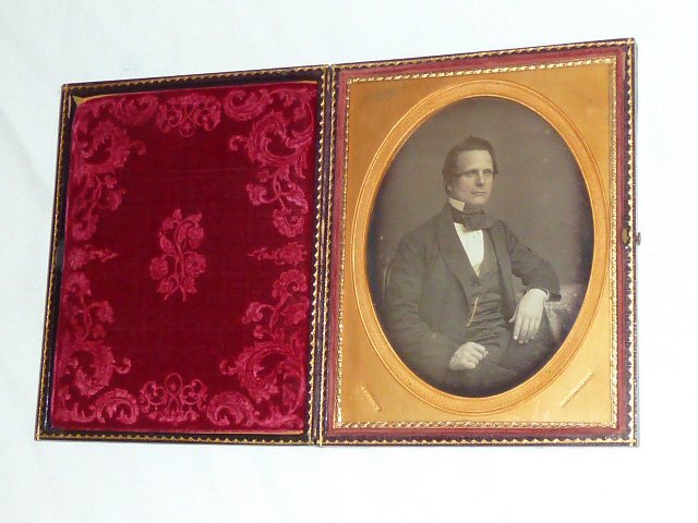 ANTIQUE AMBROTYPE GENTLEMAN EMBOSSED CASE J.GURNEY (1 of 7)