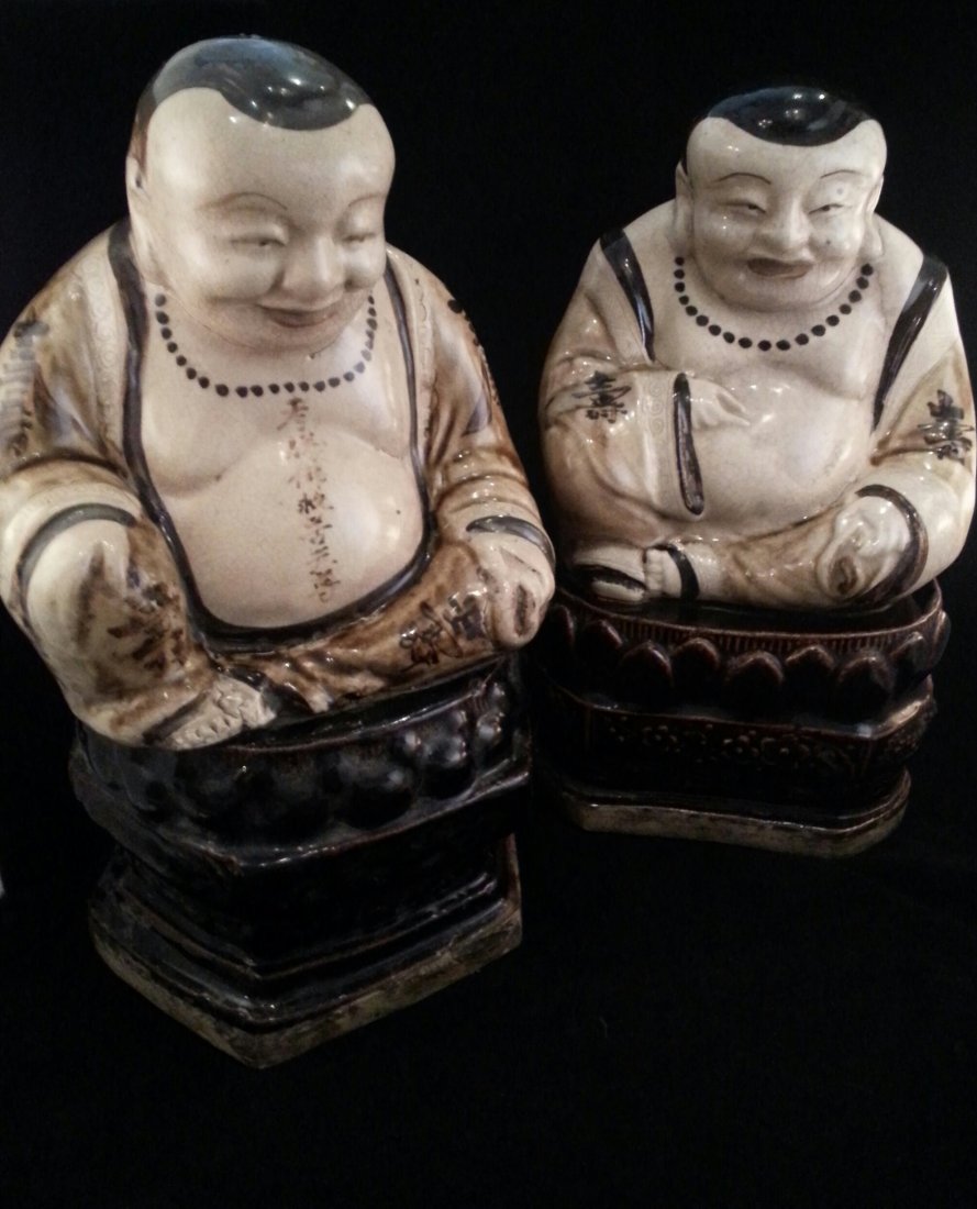 Qing dynasty Buddhas: Pair of Qing dynasty Buddhist temple statues. 13 3/4" HT X 7 3/4 (widest point)
